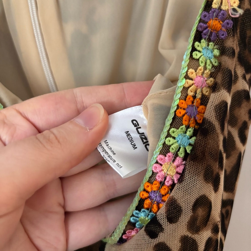 guizio brown cheetah leopard print bodycon mini dress with colourful floral trim - Picture 6 of 6